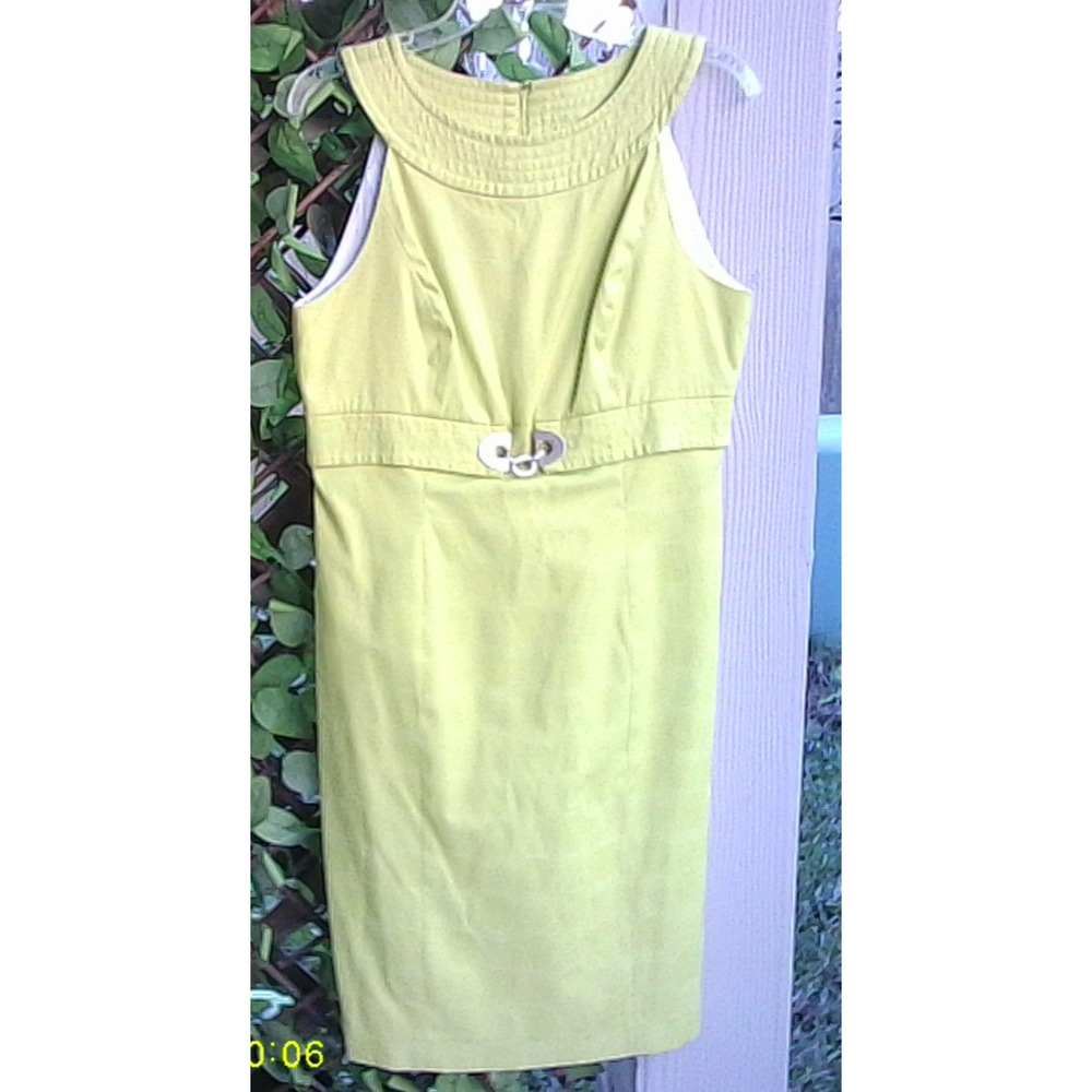 RETRO CHIC MUSE DRESS SIZE 12 TRENDY YELLOW